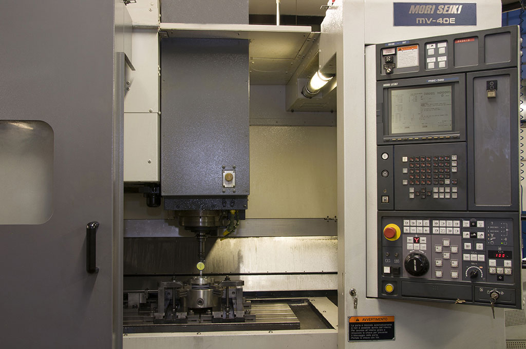 mori seiki mv40e